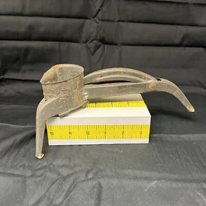 Vintage Moulin- Julienne Salad Maker no Blades  France Cheese Veg. Slicer - Picture 1 of 8