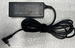 Genuine HP 741727-001 854054-002 19.5V 2.31A 45W Laptop Charger Blue Tip - Picture 1 of 7