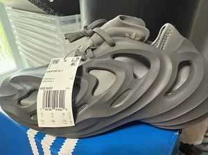 ADIDAS ADIFOM Q  J BOYS SIZE 5.5 GREY NEW COMFORTABLE - Picture 1 of 3