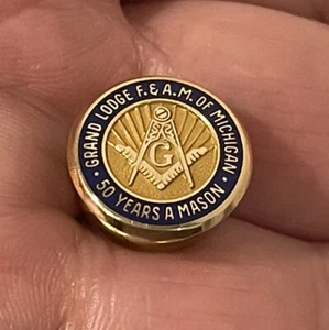 10K Solid Yellow Gold Masonic Lodge Michigan by TERRYBERRY Pin 1.57g - Picture 1 of 3