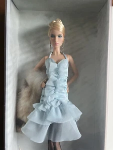 Mattel Model of The Moment Gold Daria Celebutante Barbie Doll W/COA 2004 - Picture 1 of 19