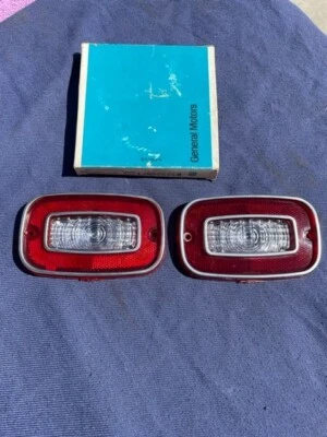 1971 -  1973 Chevrolet Vega Coupe NOS GUIDE Backup Light Lamp Lens Pair #5966018 - Image 1 of 4