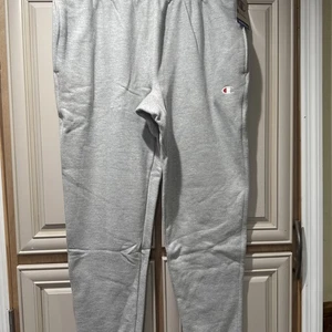 Champion Reverse Weave Jogginghose Gr. XL - Bild 1 von 4