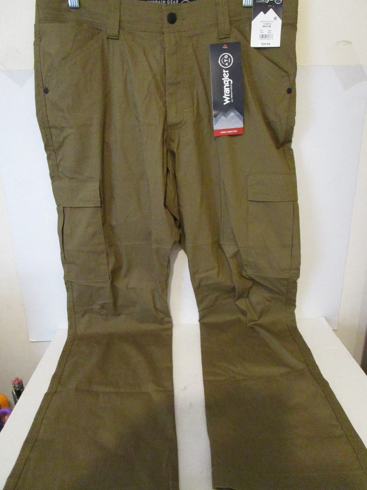 Wrangler ATG Straight 2-Way Stretch Range Mens Cargo Pants Brown Size 34