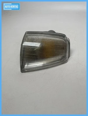 Original Renault 19 I Chamde (L53) Flasher Right Front 015511511 - Image 1 of 4