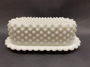 Fenton Hobnail Milchglas Butterdose mit Deckel MCM 60er weiß Kitchy Mod Vintage - Bild 1 von 4