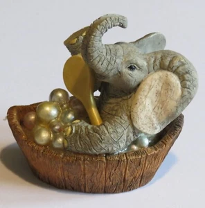 Tuskers : Bath Time by Country Artists (Boxed) - Picture 1 of 7