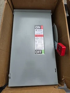 INTERRUPTOR DE SEGURIDAD GE/ABB HD, TH3222R, 60 A, 2 P, 240 V, FUSIBLE. EXTERIOR. NUEVO. - Imagen 1 de 3