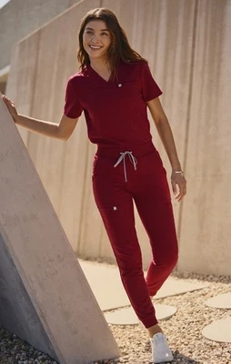 Juego de exfoliantes Fabletics en color vino mediano Foto 1 de 4