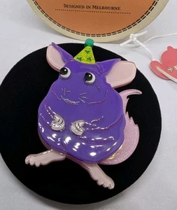 Erstwilder Chaz the Chinchilla Brooch .VL54 - Picture 1 of 2