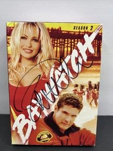 RARE PAMELA ANDERSON HAND SIGNED BAYWATCH SEASON 2 DVD 5 DISCS AUTOGRAPHED - Picture 1 of 12
