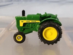 1/64 Scale ERTL JOHN DEERE 630 LP Green Tractor - Picture 1 of 6