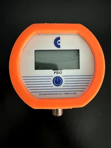 CECOMP electronics DPG2000BBL300PSIG-5 Digital Pressure Gauge - Picture 1 of 2