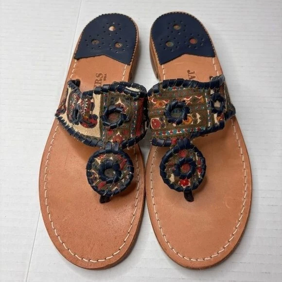 JACK ROGERS Vera Bradley Navajo Tapiz Cuero Azul Marino Tanga Sandalias Talla 8 Foto 1 de 4
