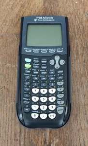 CALCULATRICE TI 82 ADVANCED NOIRE TEXAS INSTRUMENTS / GRAPHIQUE COLLEGE & LYCEE - Photo 1/3