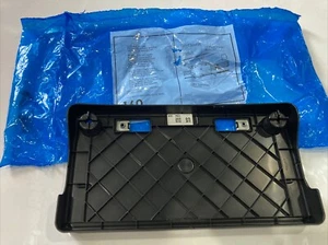 2020-2021 Toyota Highlander Front License Plate Bracket - 52114-0E160 - Picture 1 of 9