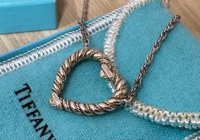 Tiffany & Co. Collana con ciondolo cuore corda intrecciata K18YG argento 925 - Immagine 1 di 4