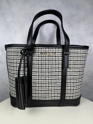 Bandolera Anne Klein diseño pata de gallo y correas negras herrajes dorados nueva sin etiquetas Foto 1 de 4