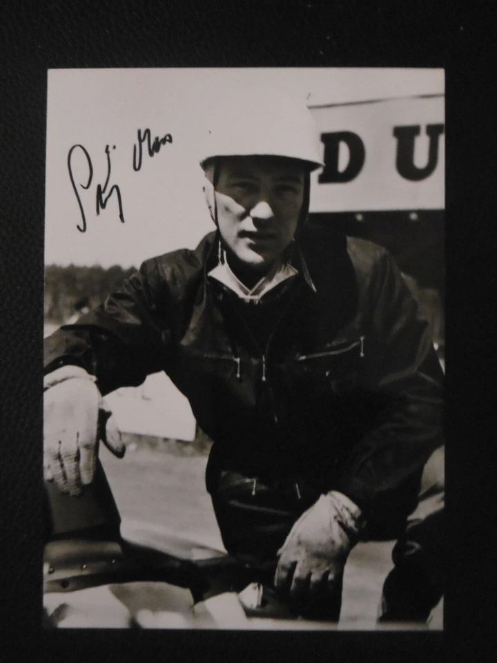 Stirling Moss Autogramm signed 10x15 cm Bild s/w - Bild 1 von 1