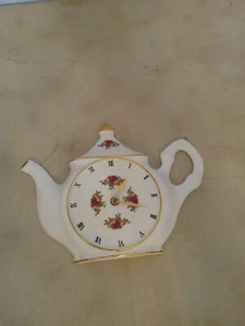 Royal Albert OLD COUNTRY ROSES Teekanne Wanduhr zum Aufhängen - Bild 1 von 4