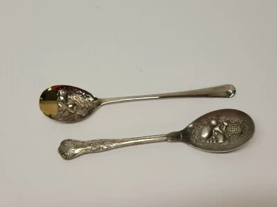 Plato de plata EPNS WA Sheffield England 9" cuchara para servir piña/fruta en relieve  Foto 1 de 4