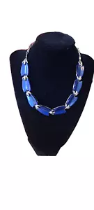 COLLAR VINTAGE DISEÑO LISNER CON TERMOESTABLE AZUL "TULIPANES" 1950 - Imagen 1 de 4