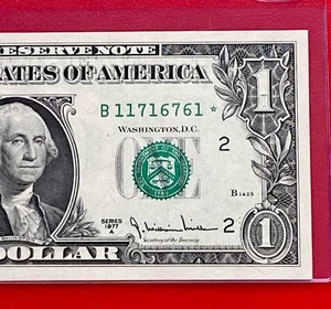 1977-A STAR NOTE $1 DOLLAR BILL ( NEW YORK B ) UNCIRCULATED - Picture 1 of 3