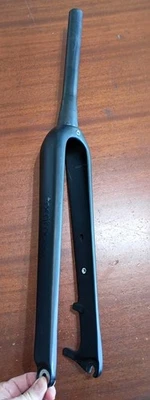 Used Tommaso Tapered Carbon Disc Fork - Image 1 of 4