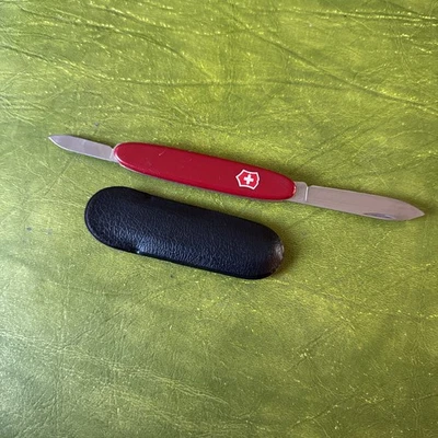 Victorinox Swiss Army Pocket Pal - Two Blades - with Black Leather Sheath - Image 1 of 4