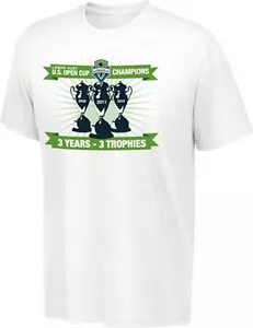 T-shirt Seattle Sounders US Open Cup Champions 3 anni G-III Sport nuova MLS USA - Foto 1 di 1
