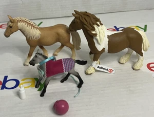 Schleich Horse Lot Of 3 Tinker Mare/Am Limes 69/ Dark Gray Foal - Picture 1 of 14