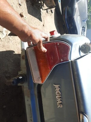 Faro trasero izquierdo Jaguar XJ6, XJ12 Serie III 1982-1987 luz de parada  Foto 1 de 4