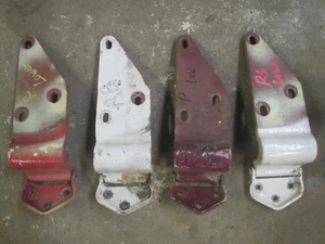 BISAGRA DE PUERTA INFERIOR DERECHA TRIUMPH STAG BUEN USADA buen estado apretado - Imagen 1 de 2