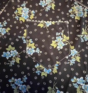 Vintage Cotton Half Apron with Rick Rack & Pocket - Black w/ Blue White Flowers - Picture 1 of 6