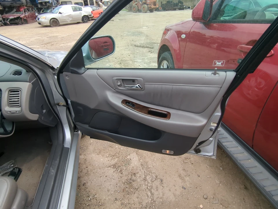 2001 Honda Accord Front Right Passenger Interior Door Panel Trim D1GGM - Image 1 of 1