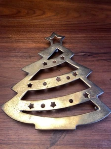 Vintage Christmas Tree Trivet Solid Brass 8.5”x 7” Holiday Table Decor - Picture 1 of 8