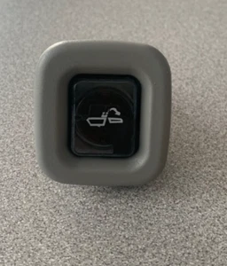 04-09 Cadillac SRX Second Row Seat Opening Control Switch 25773273 USED OEM - Bild 1 von 8