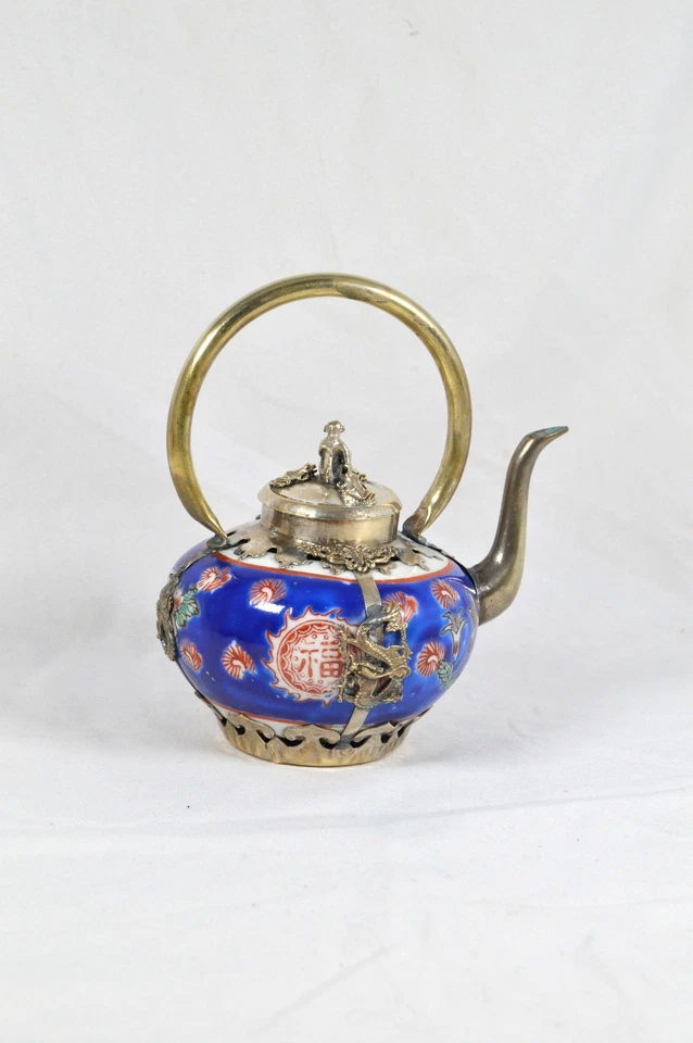 Antigua tetera de porcelana china firmada dragón de 5 dedos rana plateada con rana mono Foto 1 de 4