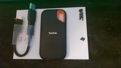 闪迪 Extreme PRO V2 4TB USB-C 便携式外置固态硬盘 (SDSSDE81-4T00-G25) — 第 1/2 张图片