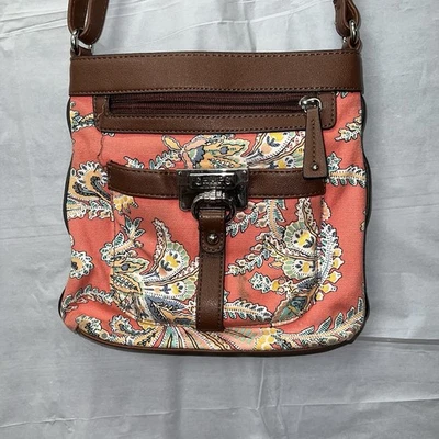Bolso de hombro floral Chaps Foto 1 de 4