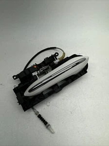 Manija exterior puerta trasera derecha BMW F10 528i 535i 550i M5 11-16 blanco alpino OEM - Imagen 1 de 15