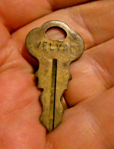 Vintage Old Original VELVAC Locking Lock Gas Cap Chicago Brass Key # VE14 - Picture 1 of 2