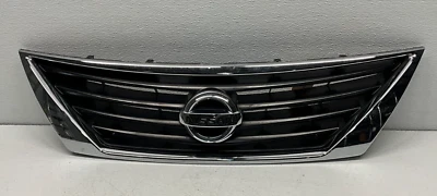 2012-2014 NISSAN VERSA FRONT UPPER GRILLE GRILL WITH EMBLEM, OEM LOT007 - Image 1 of 4