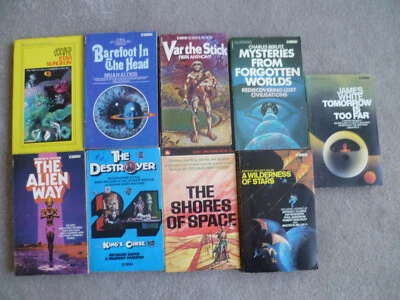 9 Vintage CORGI Science Fiction - Inc Barefoot In The Head SF Collectors Library - Image 1 of 4