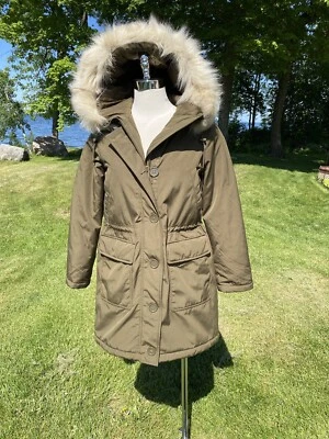 GAP Parka Chaqueta Abrigo Verde Ejército Piel Recortada Capucha Usada en Excelente Condición Mujer Talla XS Foto 1 de 4