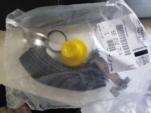 SAAB 9-3 & 9-5 EGR COOLER PIPE & GASKET 1.9 16V DIESEL OEM GENUINE 55202704 - Picture 1 of 1