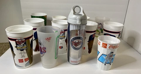11 Minnesota Twins Souvenir Cups & 24oz Tervis Cup Tumbler World Series 1987 Cover