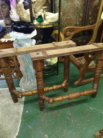 ANTIQUE OAK TABLE LEGS ARCHITECTURAL SALVAGE Cover
