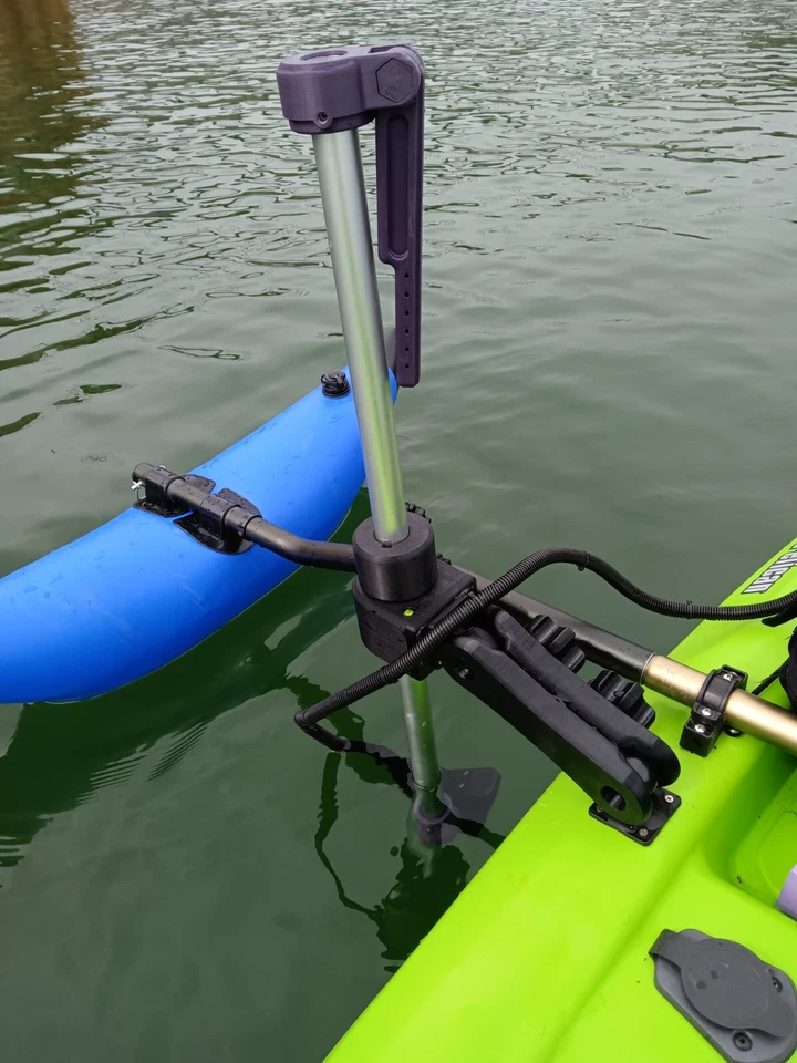 Livescope / Live Imaging Sonar Pole Mount for Boats & Kayaks - Image 1 of 4