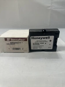 honeywell Humidity Sensor c7600A 1028 economizer - Picture 1 of 2